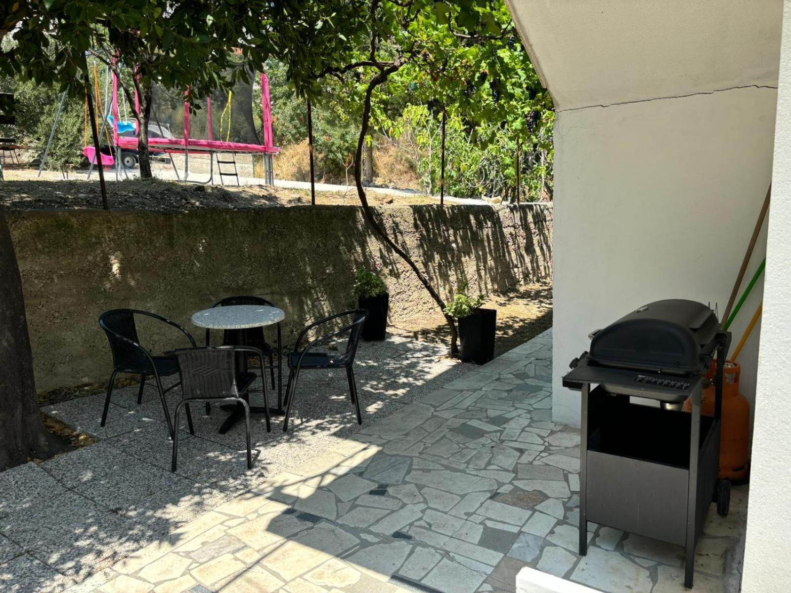 M&M Pelivan Apartments Solin Exterior photo
